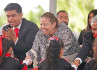 Educación es prioritaria para transformación del futuro: Laura Artemisa