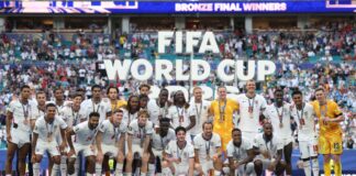 Inglaterra vence 6-4 a Francia y se lleva el tercer lugar de la copa de futbol