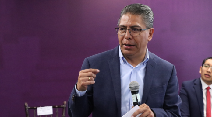 Marcos Castro participa en conferencia sobre derecho y T-MEC