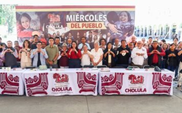 Tonantzin Fernández encabeza Miércoles del Pueblo con cholultecas