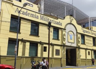 Academia militarizada en Puebla mantiene actividades pese a posible clausura