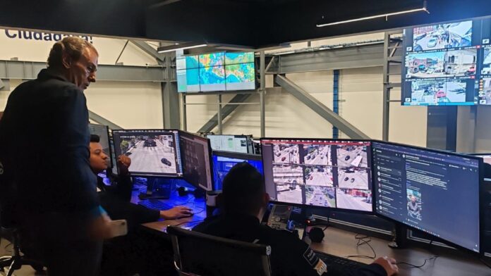 Monitor