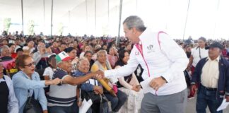 Pepe Chedraui entrega 13 mil despensas en Bosques de San Sebastián