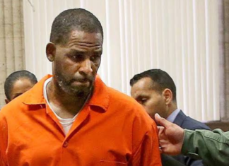 R. Kelly solicita a Trump reducir su condena de 30 años por crímenes sexuales