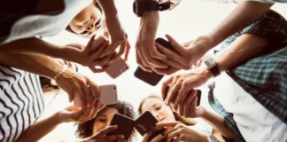 Unión Europea propone restringir redes sociales a menores de 13 años