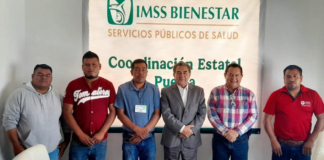 Rosalío Zanatta gestiona mejoras en servicios de salud para Ajalpan