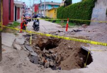 Aparece octavo socavón en calle Guadalupe Victoria de la Romero Vargas