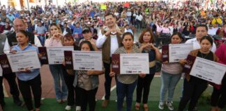 Armenta destaca administración de tesoreras en Obra Comunitaria