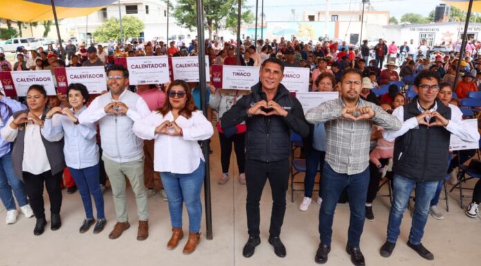 Entregan tinacos, calentadores solares y recursos para San José Chiapa