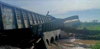 Tren se descarrila en Sonora y derrama 59 mil litros de químico tóxico