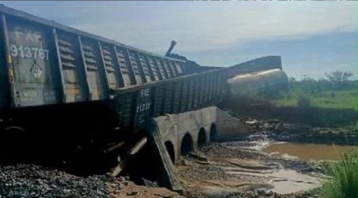 Tren se descarrila en Sonora y derrama 59 mil litros de químico tóxico
