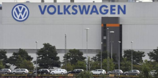 Volkswagen evalúa eliminar hasta 50 mil empleos a nivel mundial