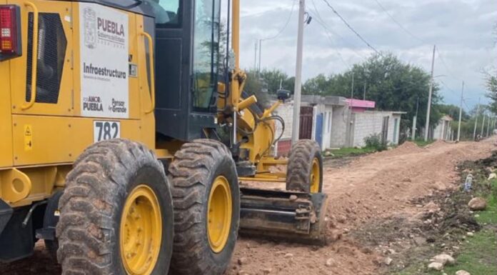 Trabajan en rehabilitar 26.5 kilómetros de caminos en Xochitlán Todos Santos