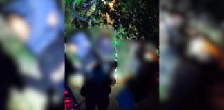 Motocicleta cae de puente en Santa María Nativitas; hay dos heridos