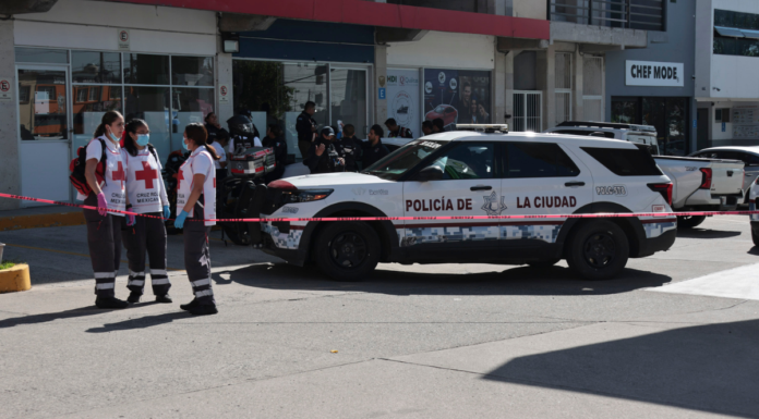 Balean a tres hombres tras retirar dinero en La Paz