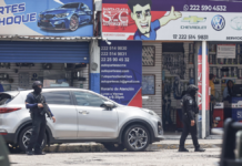 Buscan castigar con hasta 7 años el robo de autopartes en Puebla