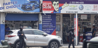 Buscan castigar con hasta 7 años el robo de autopartes en Puebla