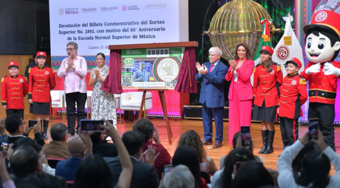 Lotería Nacional celebra 90 años de la Escuela Normal Superior