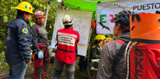 Hallan los tres cuerpos de desaparecidos en gruta de Cuetzalan
