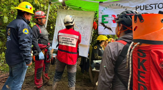 Hallan los tres cuerpos de desaparecidos en gruta de Cuetzalan