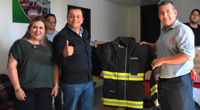 Texmelucan entrega equipo a Bomberos y Servicios Prehospitalarios