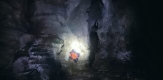 Incremento de río subterráneo dificulta rescates en gruta de Cuetzalan