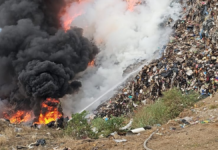 Más de 120 personas combaten incendio en basurero de Mazatlán