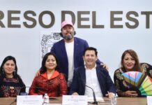 Diputados se reúnen con Asociación Amores Perros para promover bienestar animal