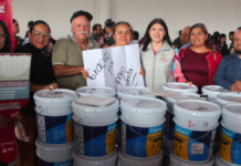 Dotan de pintura e impermeabilizante a 45 escuelas de Zacatlán