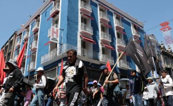 Manifestación de la 28 de Octubre desquicia tráfico