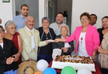DIF Cuautlancingo celebra a los abuelitos de Sanctorum
