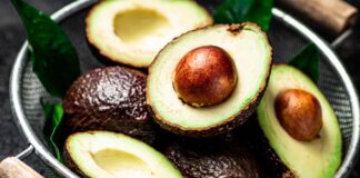EU reanuda actividades en Michoacán e inspecciones de aguacate