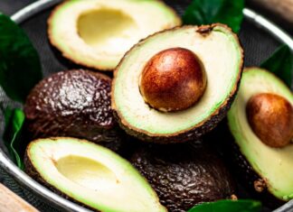 EU reanuda actividades en Michoacán e inspecciones de aguacate