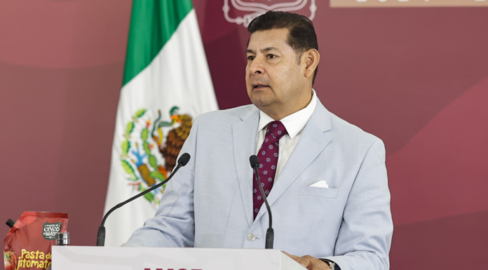 Armenta condena “burlas” de diputadas hacia adultos mayores