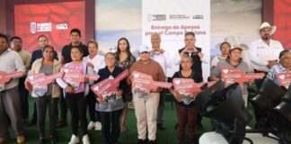 Gobierno estatal entrega 561 apoyos por 5 mdp a productores