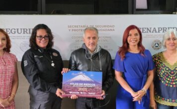 Ayuntamiento de Puebla entrega Atlas de Riesgos al CENAPRED