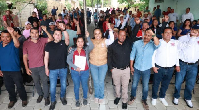 Ariadna Ayala inaugura pavimentación en calle de Ocotepec