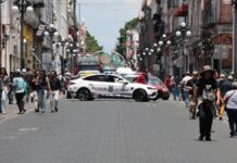 Bloquean avenida Reforma para exigir regularización de predios del sur