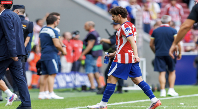 Explota afición del Atlético de Madrid contra Julián Álvarez