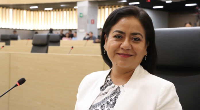 Celia Bonaga propone digitalizar actas del Registro Civil