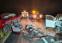 Mueren dos personas tras choque en la autopista Siglo XXI