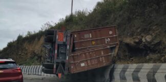 Accidente mantiene cerrada la Esperanza–Maltrata
