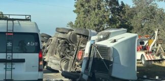 Tráiler vuelca en la Alchichica–Zacatepec