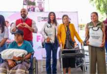 “La Bonita” Sánchez lleva apoyos a familias de Totimehuacán