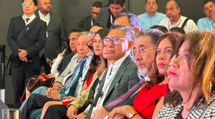 José Luis Figueroa celebra crecimiento industrial de Puebla