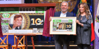 Homenajean a Juan Gabriel con “cachito” de Lotería Nacional