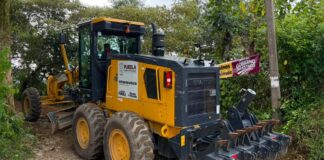 Gobierno estatal inicia trabajos en camino rural de Nauzontla