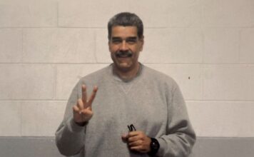 Nicolás Maduro comparte fotografías sonriendo desde prisión en NY