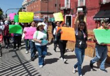 Pacientes renales protestan en IMSS San José por desabasto de tacrolimus