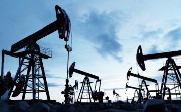 Acuerdo petrolero EU-Venezuela: 65 mil millones de barriles y 100 años de concesión